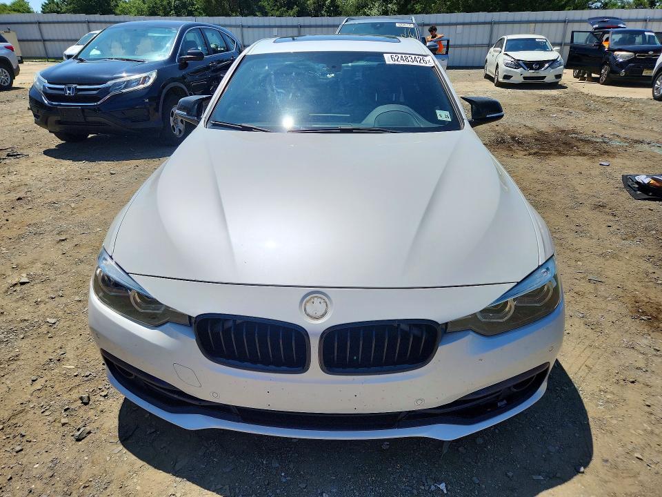 2018 BMW 3er VIN WBA8B7G51JNU95298 COPART salvage auction — UNDERCARRIAGE, Nj - Cert Of Title-Salvage, sold $9,400 on 2026-08-26 (photo 5)
