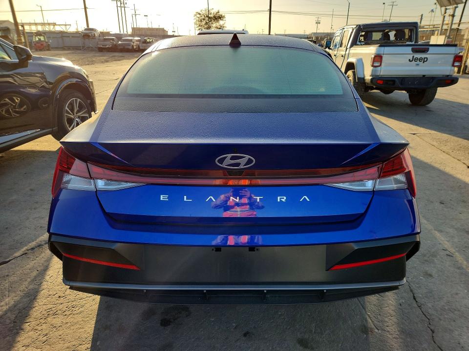 2025 Hyundai Elantra VIN KMHLS4DG3SU032597 COPART salvage auction — SIDE, Fl - Cert Of Title Slvg Rebuildable, sold $7,700 on 2026-07-29 (photo 6)