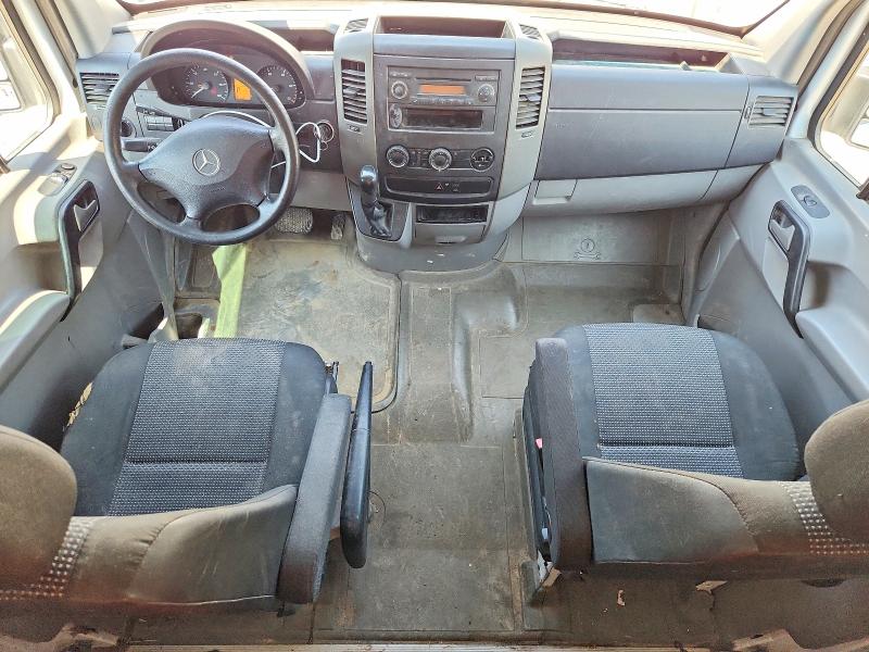 2012 Mercedes-benz Sprinter VIN WD3PE7CC7C5622286 COPART salvage auction — NORMAL WEAR, VA - CERTIFICATE OF TITLE, sold $100 on 2026-07-27 (photo 8)
