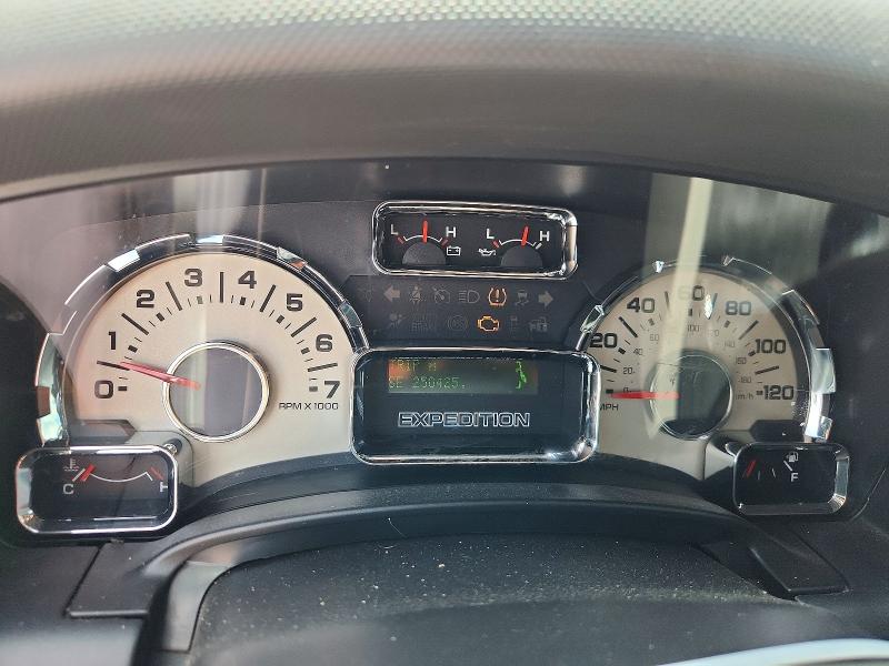 2014 Ford Expedition VIN 1FMJK2A58EEF59113 COPART salvage auction — MINOR DENT/SCRATCHES, Il - Certificate Of Title, sold $950 on 2026-08-03 (photo 9)
