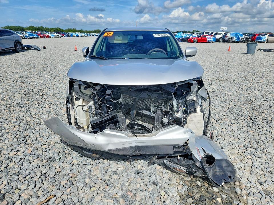 2017 Nissan Rogue VIN JN1BJ1CP0HW033032 COPART salvage auction — FRONT END, Fl - Cert Of Title Slvg Rebuildable, sold $10 on 2026-07-28 (photo 5)
