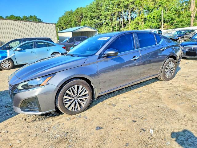 2025 Nissan Altima VIN 1N4BL4DV5SN421205 — COPART salvage auction photo