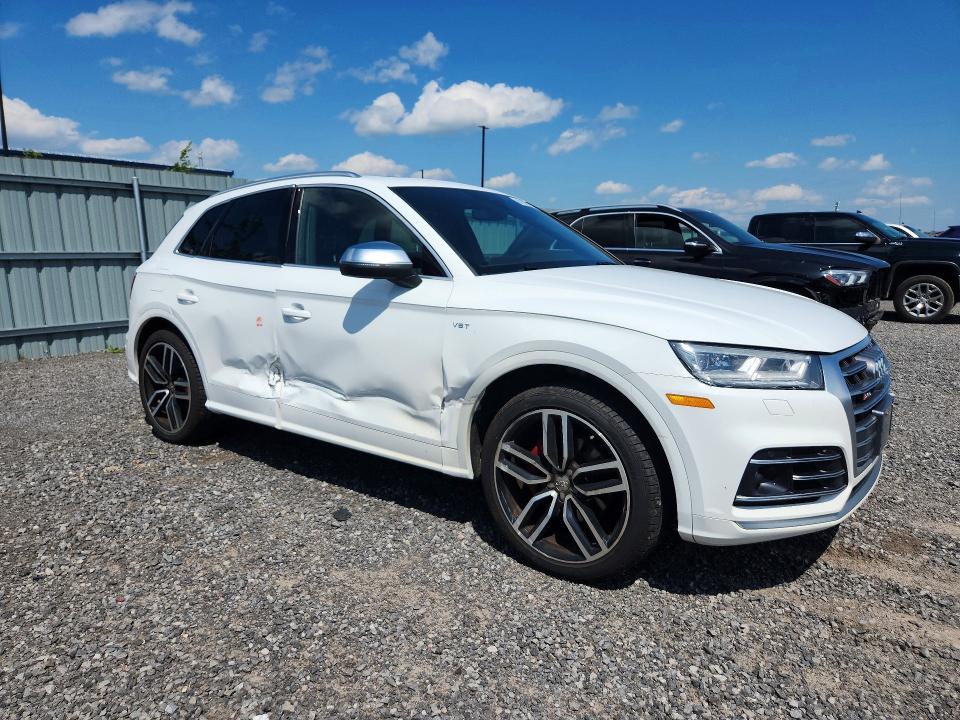 2018 Audi Sq5 VIN WA1C4AFYXJ2111949 COPART salvage auction — SIDE, ON - PERMIT NO BRAND - UNFIT, sold $5,200 on 2026-07-28 (photo 4)