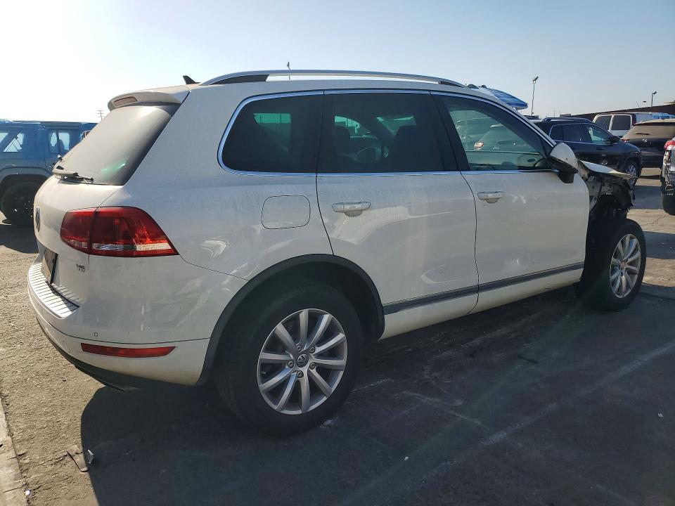 2012 Volkswagen Touareg VIN WVGFF9BP5CD001919 COPART salvage auction — FRONT END, Ca - Salvage Certificate, sold $950 on 2026-07-22 (photo 3)