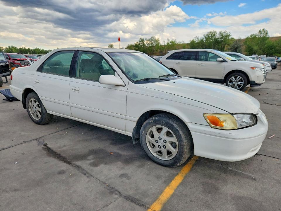2000 Toyota Camry VIN JT2BF28K0Y0253252 COPART salvage auction — FRONT END, CO - SALVAGE TITLE, sold $950 on 2026-07-15 (photo 4)