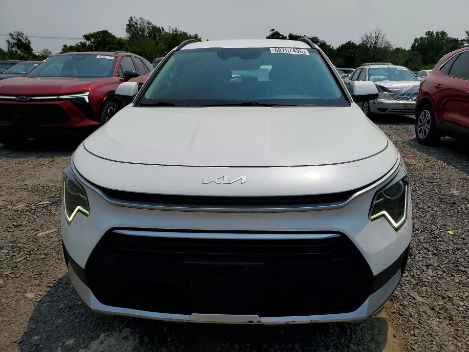 2023 Kia Niro VIN KNDCR3LE2P5051508 COPART salvage auction — ROOF, Salvage Title, sold $8,200 on 2026-08-21 (photo 5)