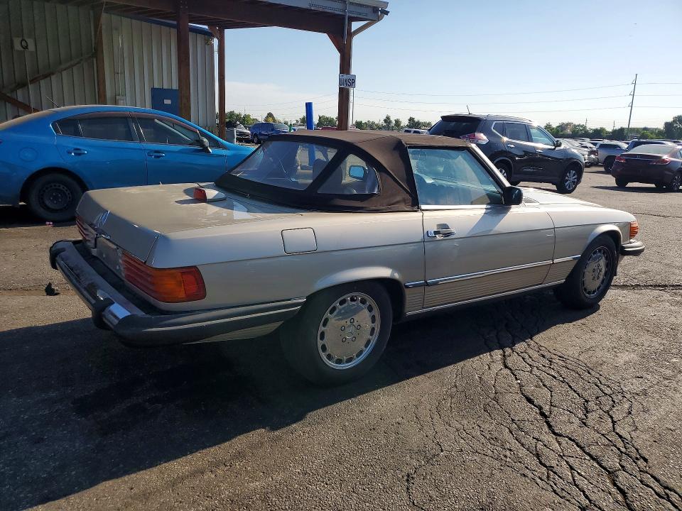 1986 Mercedes-benz 560 VIN WDBBA48D5GA054398 COPART salvage auction — MINOR DENT/SCRATCHES, Co - Dis/Dlr/Exp Only Clean Title, sold $725 on 2026-07-28 (photo 3)