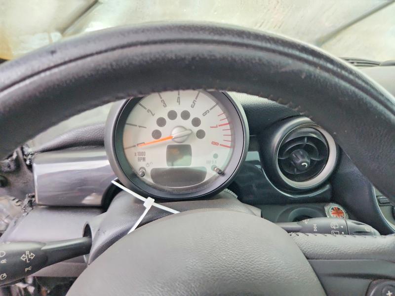 2011 Mini Cooper VIN WMWSV3C55BTY20091 COPART salvage auction — INTERIOR BURN, MA - CERT OF TITLE-RECONSTRCTD COLL, sold $100 on 2026-08-17 (photo 9)