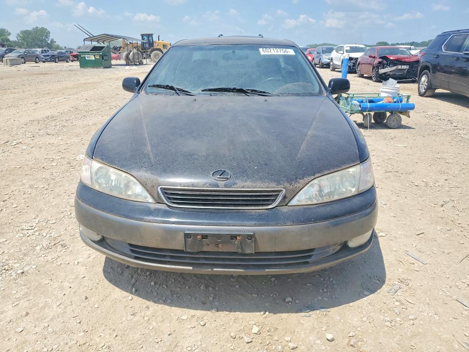 1999 Lexus Es 300 VIN JT8BF28G0X0197474 COPART salvage auction — SIDE, Ks - Dealer Only Clean Title, sold $525 on 2026-07-09 (photo 5)
