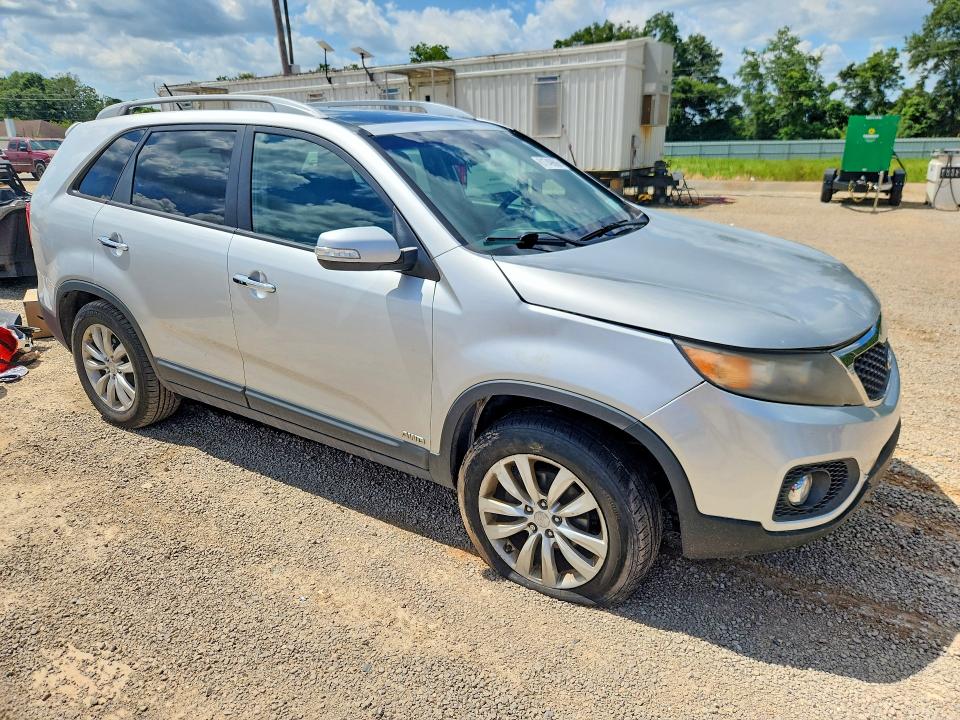 2011 Kia Sorento VIN 5XYKUDA25BG053794 COPART salvage auction — MECHANICAL, MS - CERTIFICATE OF TITLE, sold $325 on 2026-07-28 (photo 4)