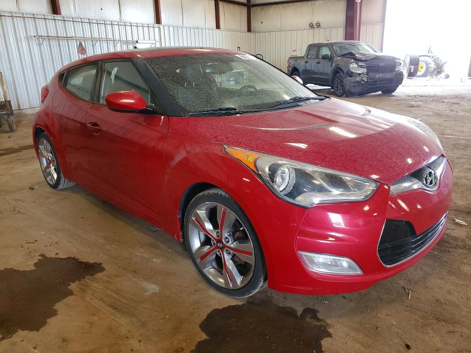 2013 Hyundai Veloster VIN KMHTC6AD7DU179463 COPART salvage auction — MINOR DENT/SCRATCHES, Mi - Dealer Only Clean Title, sold $625 on 2026-07-31 (photo 4)
