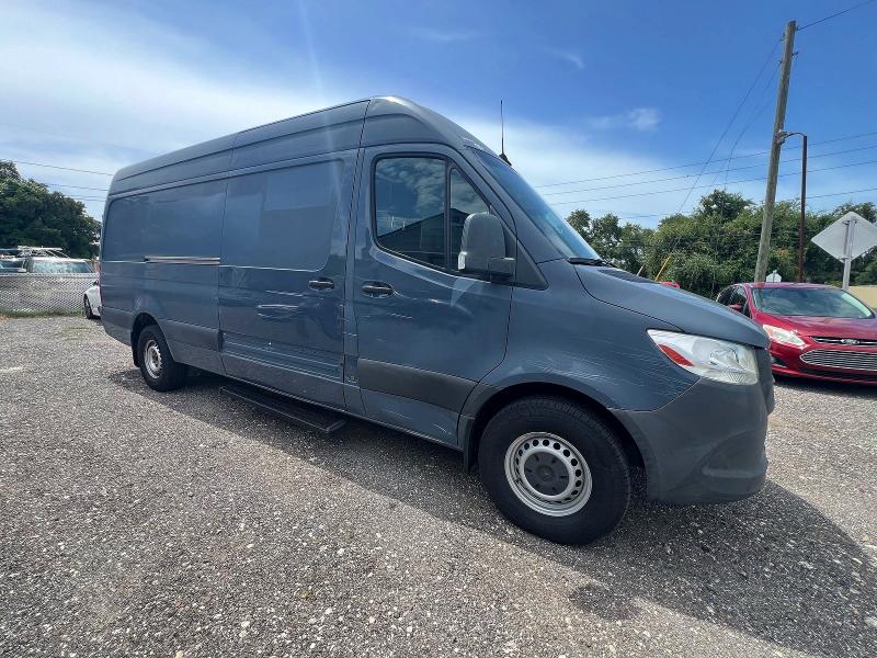 2019 Mercedes-benz Sprinter VIN WD4PF1CDXKP149520 COPART salvage auction — MECHANICAL, Fl - Certificate Of Title (P), sold $14,900 on 2026-07-31 (photo 1)
