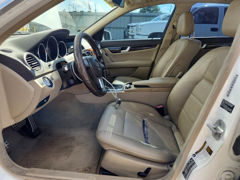2014 Mercedes-benz C-klasse VIN WDDGF4HB2EG192522 COPART salvage auction — MINOR DENT/SCRATCHES, Ms - Certificate Of Title, sold $800 on 2026-07-31 (photo 7)