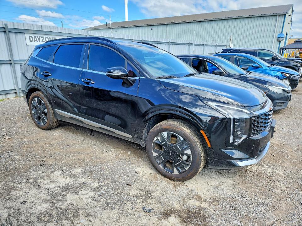 2026 Kia Sportage VIN KNDPVCDF2T7486256 COPART salvage auction — SIDE, Nu - Clean Title, sold $19,050 on 2026-08-20 (photo 4)