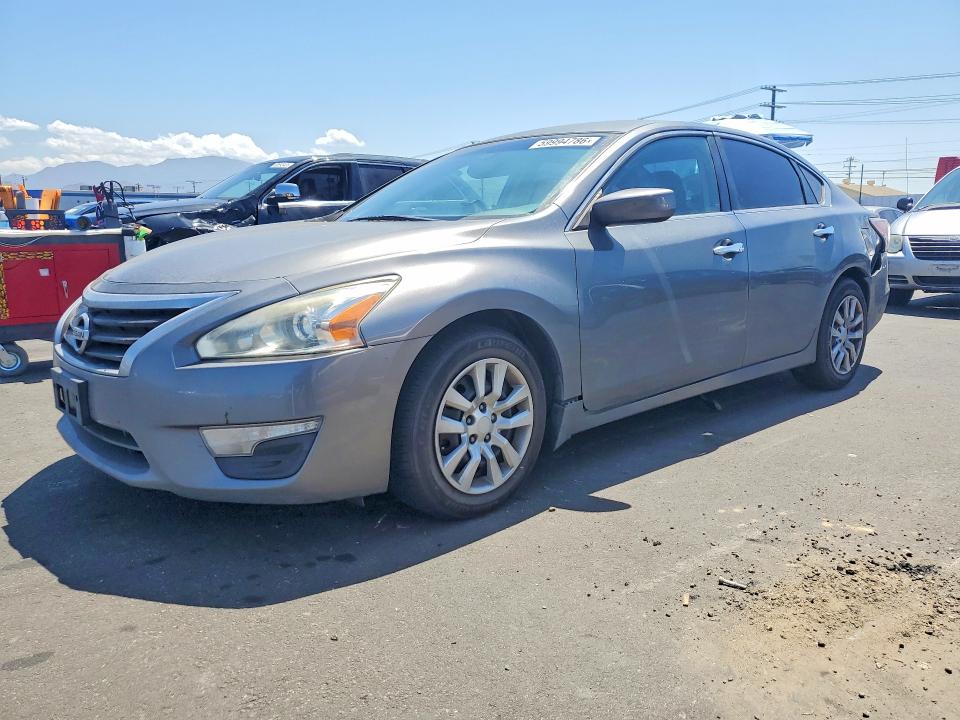 2014 Nissan Altima VIN 1N4AL3AP0EN258480 COPART salvage auction — REAR END, Ca - Salvage Certificate, sold $750 on 2026-07-29 (photo 1)