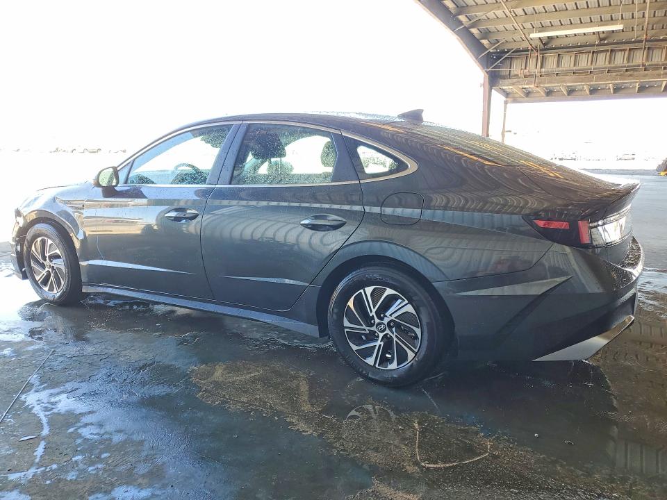 2026 Hyundai Sonata hybrid VIN KMHL24JJ0TA157558 COPART salvage auction — FRONT END, OR - CERTIFICATE OF TITLE (P), sold $11,000 on 2026-07-15 (photo 2)