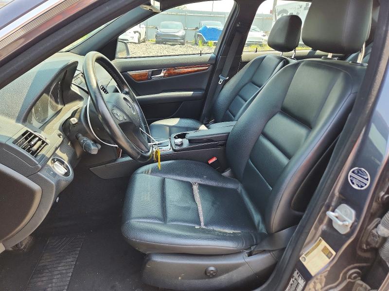 2011 Mercedes-benz C-klasse VIN WDDGF8BB2BR183268 COPART salvage auction — WATER/FLOOD, Ny - Mv907A-Flood Salvage, sold $450 on 2026-08-10 (photo 7)
