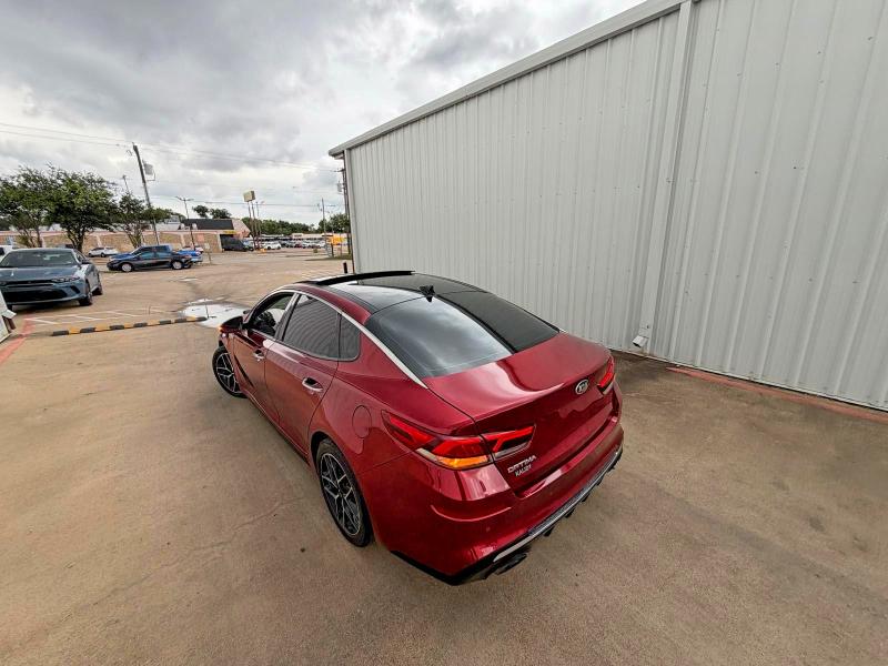 2020 Kia Optima VIN 5XXGT4L3XLG450082 COPART salvage auction — MINOR DENT/SCRATCHES, OK - CERTIFICATE OF TITLE (P), sold $900 on 2026-07-28 (photo 3)