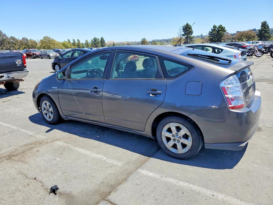 2006 Toyota Prius VIN JTDKB20UX63186820 COPART salvage auction — VANDALISM, CA - SALVAGE CERTIFICATE, sold $550 on 2026-07-31 (photo 2)
