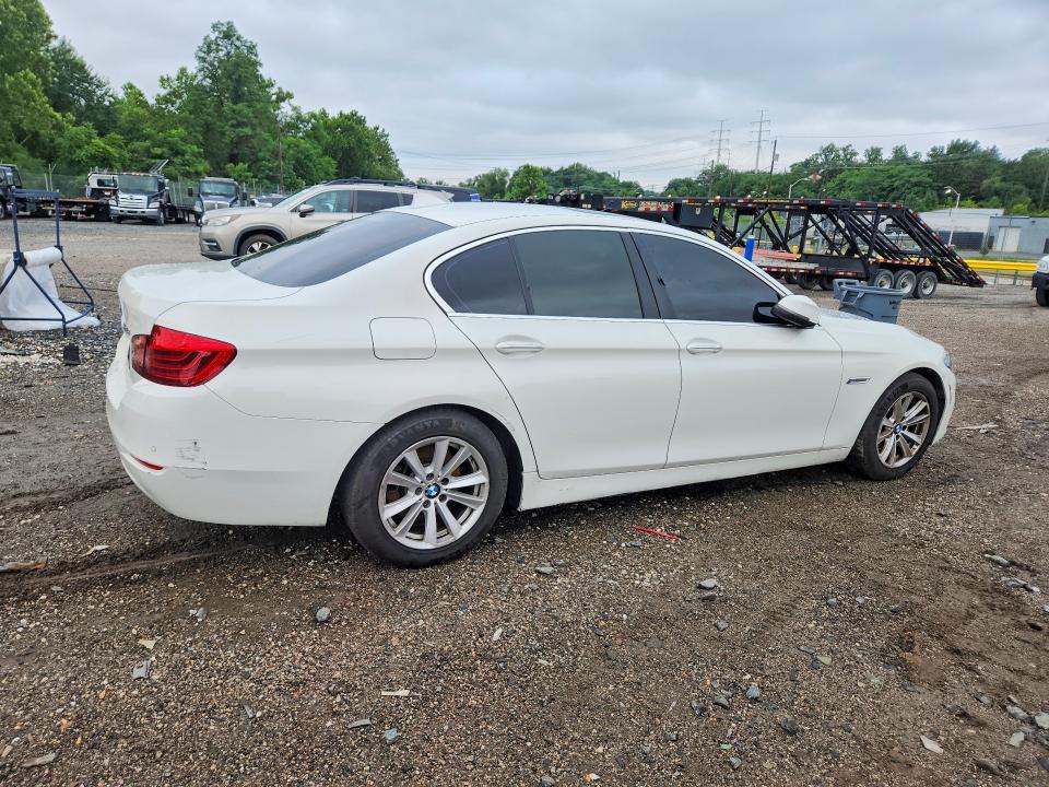 2016 BMW 5er VIN WBA5A7C55GG150610 COPART salvage auction — MINOR DENT/SCRATCHES, Md - Certificate Of Title, sold $1,700 on 2026-07-16 (photo 3)