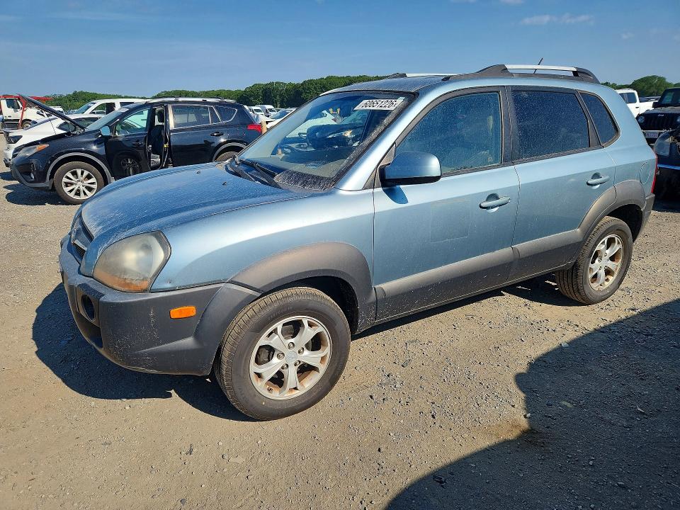 2009 Hyundai Tucson VIN KM8JN12D49U941142 COPART salvage auction — MINOR DENT/SCRATCHES, MA - CERTIFICATE OF TITLE, sold $1,050 on 2026-07-15 (photo 1)