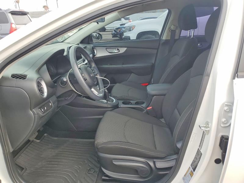 2024 Kia Forte VIN 3KPF24AD7RE781200 COPART salvage auction — MINOR DENT/SCRATCHES, Ca - Cert Of Title-Salvaged, sold $8,600 on 2026-07-29 (photo 7)