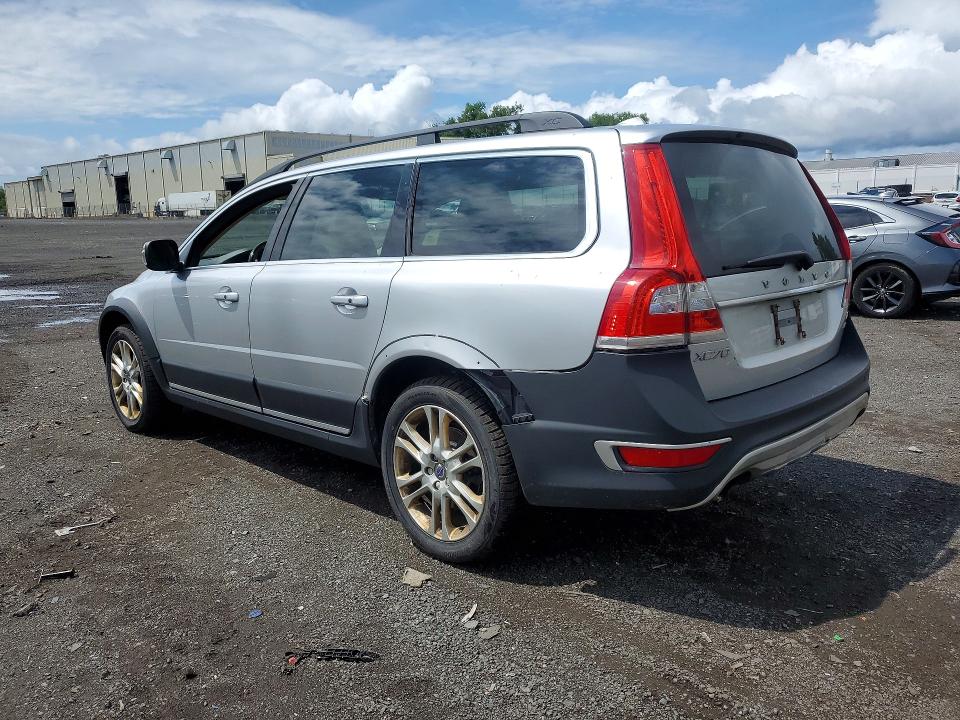 2016 Volvo Xc70 VIN YV4612NK1G1245422 COPART salvage auction — REAR END, Ct - Cert Of Title-Salvage, sold $1,100 on 2026-08-04 (photo 2)