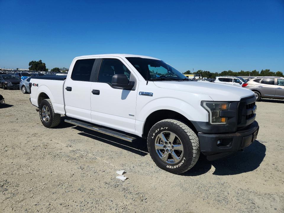 2017 Ford F-150 lightning VIN 1FTFW1EG3HKE38564 COPART salvage auction — NORMAL WEAR, CA - CERT OF TITLE-SALVAGED, sold $8,400 on 2026-07-23 (photo 4)