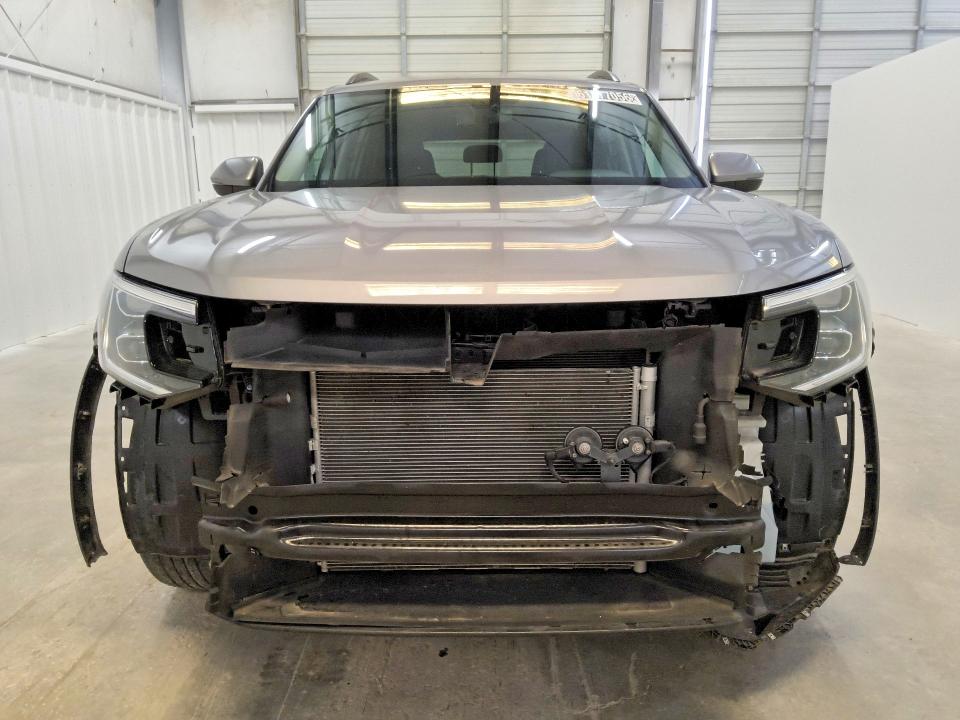 2025 Volkswagen Atlas VIN 1V2HR2CA9SC530816 COPART salvage auction — FRONT END, MN - CERTIFICATE OF TITLE, sold $18,400 on 2026-08-03 (photo 5)