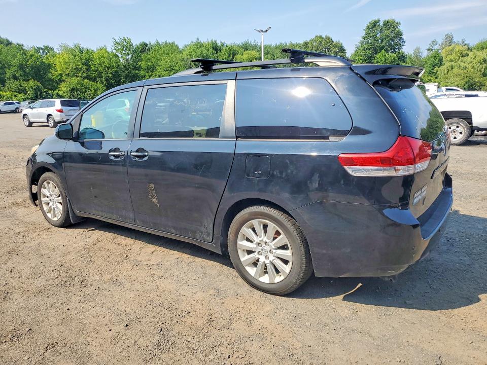 2013 Toyota Sienna VIN 5TDDK3DC4DS057922 COPART salvage auction — MINOR DENT/SCRATCHES, Ma - Certificate Of Title, sold $2,900 on 2026-07-30 (photo 2)