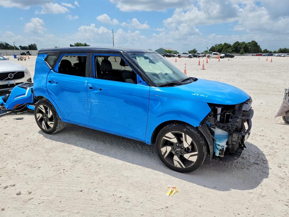 2023 Kia Soul VIN KNDJ53AUXP7211121 COPART salvage auction — REAR END, Tx - Salvage Vehicle Title, sold $1,700 on 2026-07-23 (photo 4)