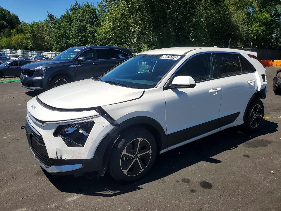 2026 Kia Niro VIN KNDCP3LE6T5339077 COPART salvage auction — REAR END, WA - VEHICLE CERT OF OWNERSHIP-TITL, sold $5,900 on 2026-07-27 (photo 1)