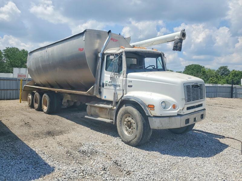 1999 Freightliner Fl112 VIN 1FVXTWEBXXHB53426 — COPART salvage auction photo