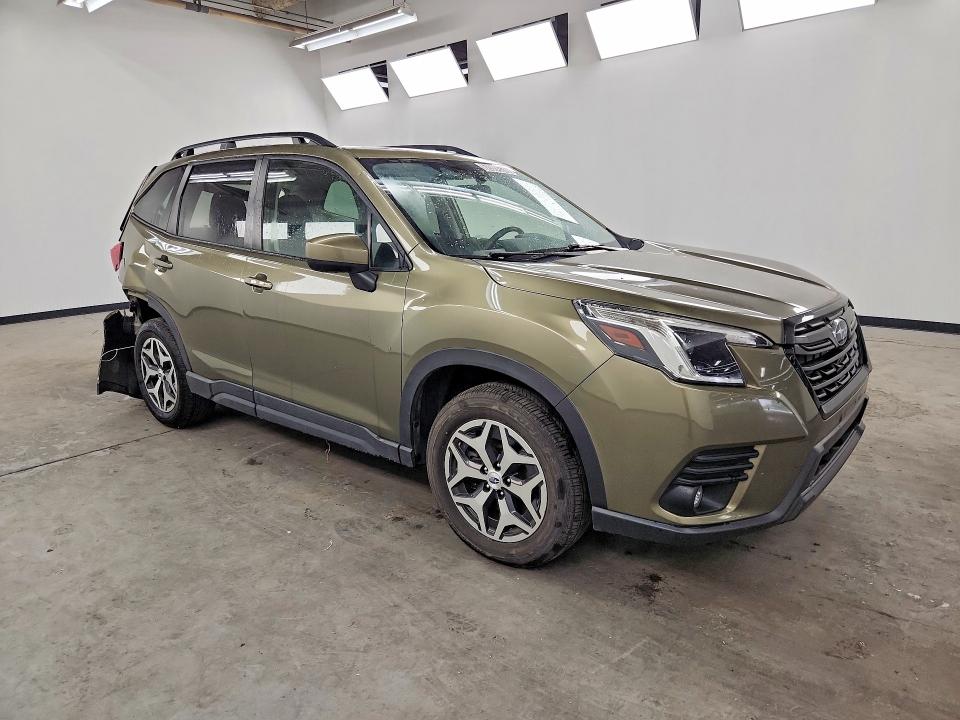 2024 Subaru Forester VIN JF2SKACC4RH446165 COPART salvage auction — REAR END, Il - Certificate Of Title, sold $275 on 2026-07-28 (photo 4)