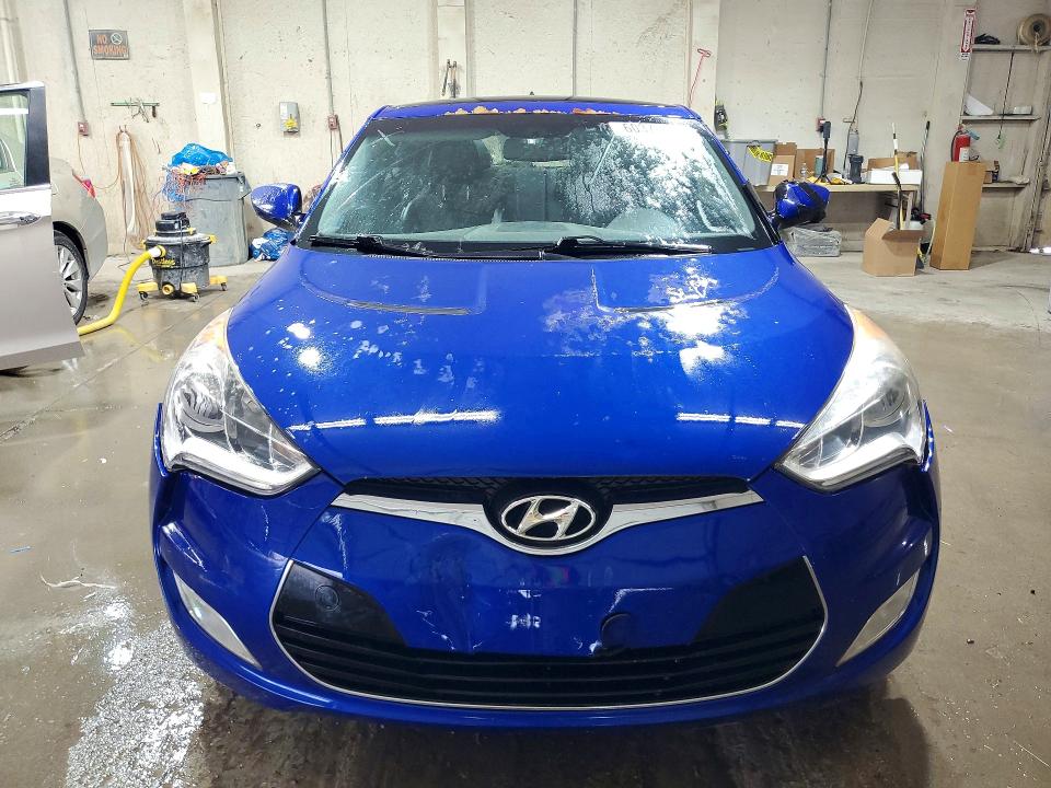 2013 Hyundai Veloster VIN KMHTC6AD4DU169876 COPART salvage auction — ALL OVER, Tn - Salvage Certificate, sold $500 on 2026-07-28 (photo 5)