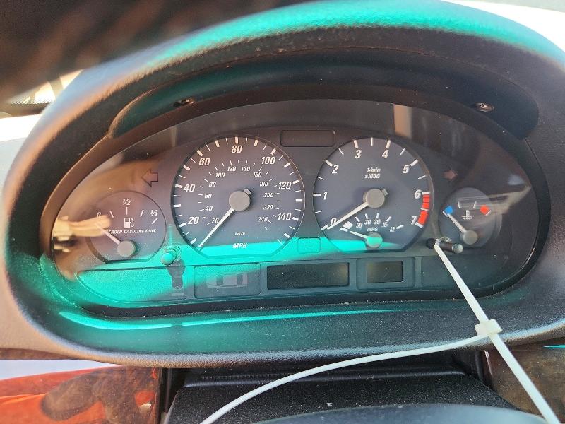 2003 BMW 3er VIN WBABS33473PG91350 COPART salvage auction — MINOR DENT/SCRATCHES, Fl - Certificate Of Title, sold $350 on 2026-07-31 (photo 9)