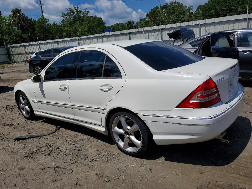 2006 Mercedes-benz C-klasse VIN WDBRF52H06A856311 COPART salvage auction — MINOR DENT/SCRATCHES, Ga - Certificate Of Title, sold $225 on 2026-07-20 (photo 2)