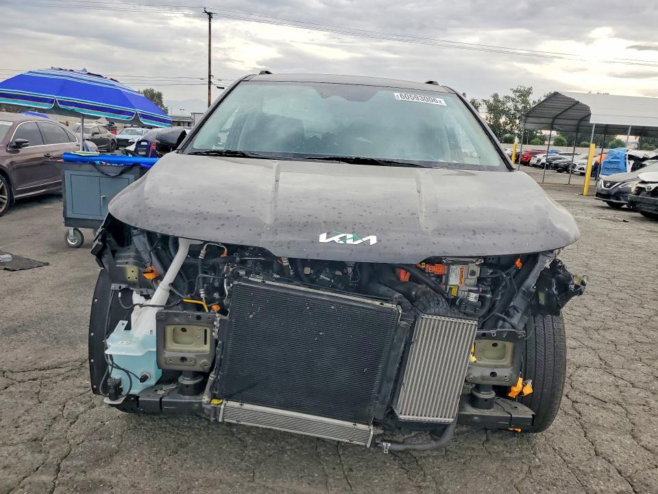 2025 Kia Carnival VIN KNDNC5KA9S6038438 COPART salvage auction — FRONT END, Salvage Title, sold $14,300 on 2026-07-23 (photo 5)