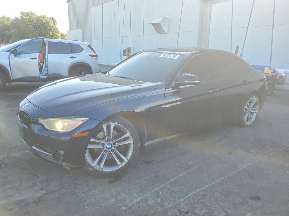2015 BMW 3er VIN WBA3A5G50FNS91679 COPART salvage auction — SIDE, Fl - Cert Of Title Slvg Rebuildable, sold $1,350 on 2026-08-19 (photo 1)