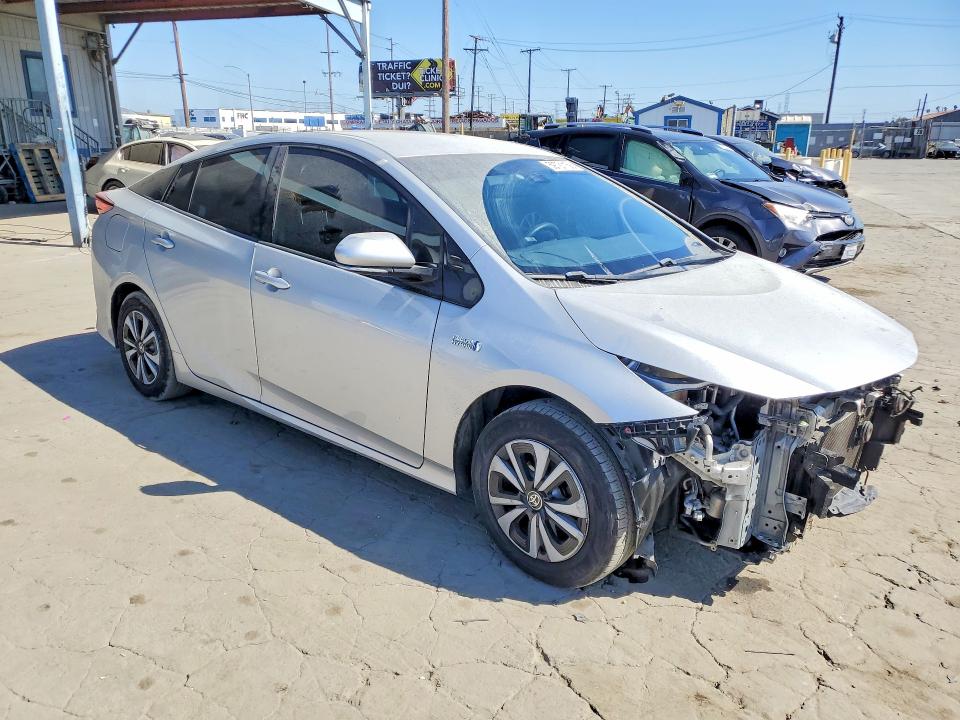 2018 Toyota Prius VIN JTDKARFP2J3094574 COPART salvage auction — FRONT END, Ca - Salvage Certificate, sold $4,250 on 2026-07-20 (photo 4)