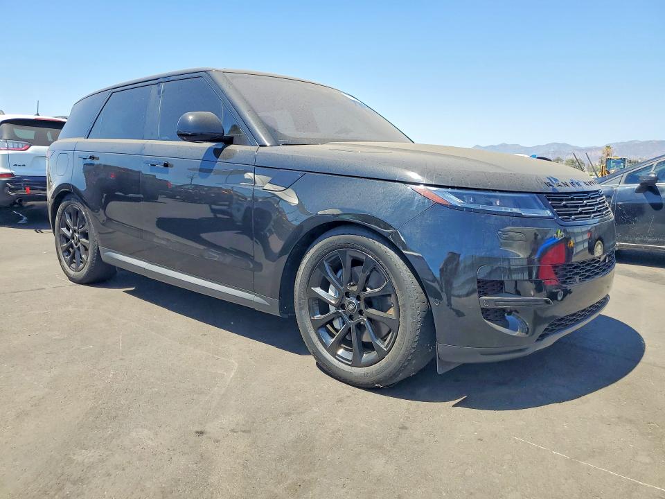 2023 Land rover RANGE ROVER VIN SAL1P9EU4PA106321 COPART salvage auction — NORMAL WEAR, Salvage Title, sold $38,500 on 2026-08-19 (photo 4)