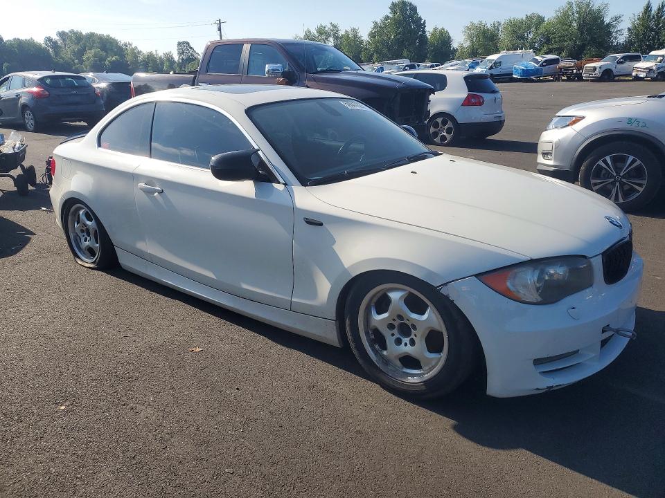 2010 BMW 1 series VIN WBAUP9C54AVL89283 COPART salvage auction — FRONT END, Or - Certificate Of Title (P), sold $625 on 2026-07-27 (photo 4)