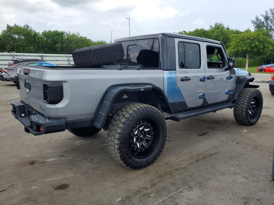 2020 Jeep Gladiator VIN 1C6HJTAG4LL215629 COPART salvage auction — NORMAL WEAR, Fl - Cert Of Title-Rebuilt, sold $15,200 on 2026-07-27 (photo 3)