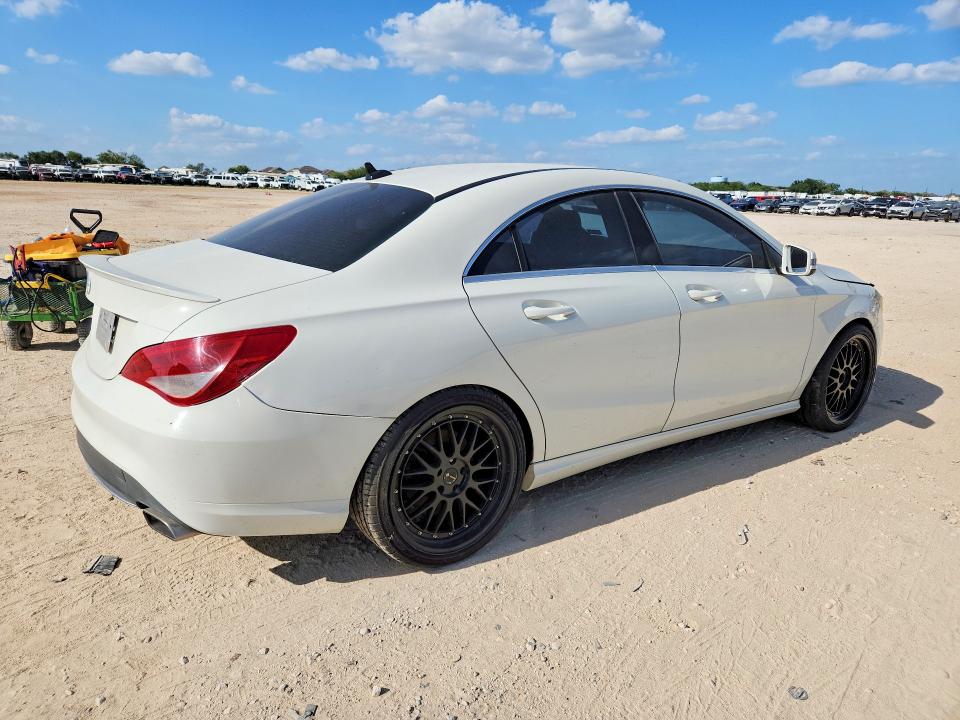 2016 Mercedes-benz Cla-klasse VIN WDDSJ4EB3GN339054 COPART salvage auction — MINOR DENT/SCRATCHES, Tx - Certificate Of Title, sold $3,250 on 2026-08-10 (photo 3)