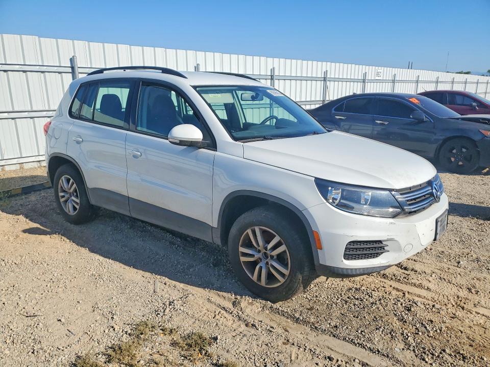 2015 Volkswagen Tiguan VIN WVGBV7AX9FW539085 COPART salvage auction — MECHANICAL, Ca - Dis/Dlr/Exp Only Clean Title, sold $3,100 on 2026-07-17 (photo 4)
