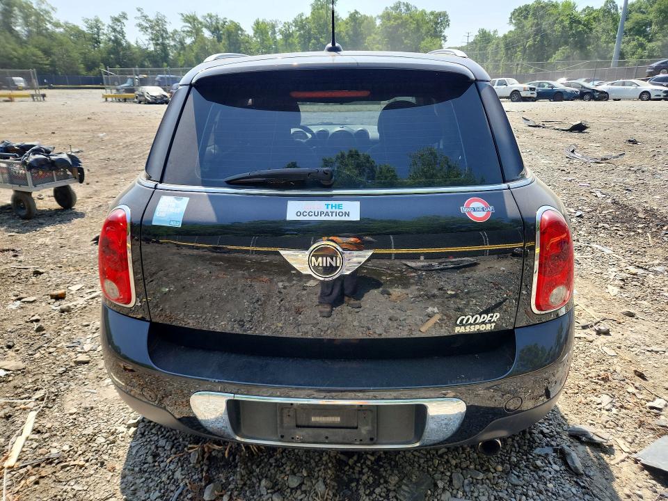 2011 Mini Cooper VIN WMWZB3C53BWH94714 COPART salvage auction — MINOR DENT/SCRATCHES, Md - Certificate Of Title, sold $275 on 2026-07-31 (photo 6)