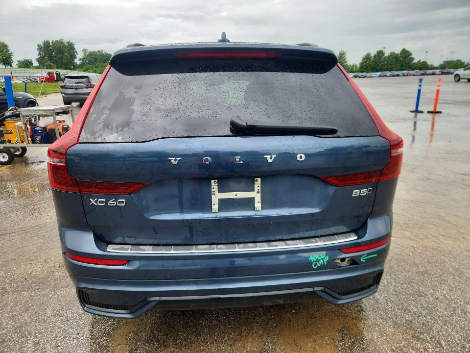 2026 Volvo Xc60 VIN YV4M12RM8T1417491 COPART salvage auction — FRONT END, FL - CERTIFICATE OF TITLE, sold $18,300 on 2026-08-17 (photo 6)