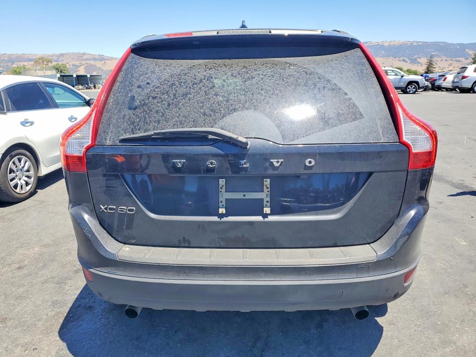 2012 Volvo Xc60 VIN YV4952DLXC2284462 COPART salvage auction — SIDE, CA - SALVAGE CERTIFICATE, sold $675 on 2026-08-18 (photo 6)