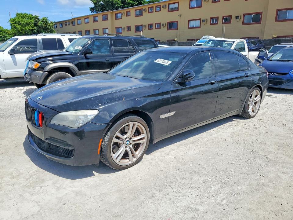 2013 BMW VIN WBAYF8C51DD140108 COPART salvage auction — MINOR DENT/SCRATCHES, Fl - Certificate Of Title, sold $325 on 2026-07-31 (photo 1)
