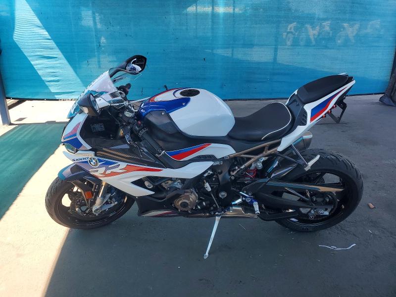 2022 BMW S VIN WB10E2303N6G09676 COPART salvage auction — SIDE, CA - SALVAGE CERTIFICATE, sold $8,900 on 2026-07-25 (photo 3)